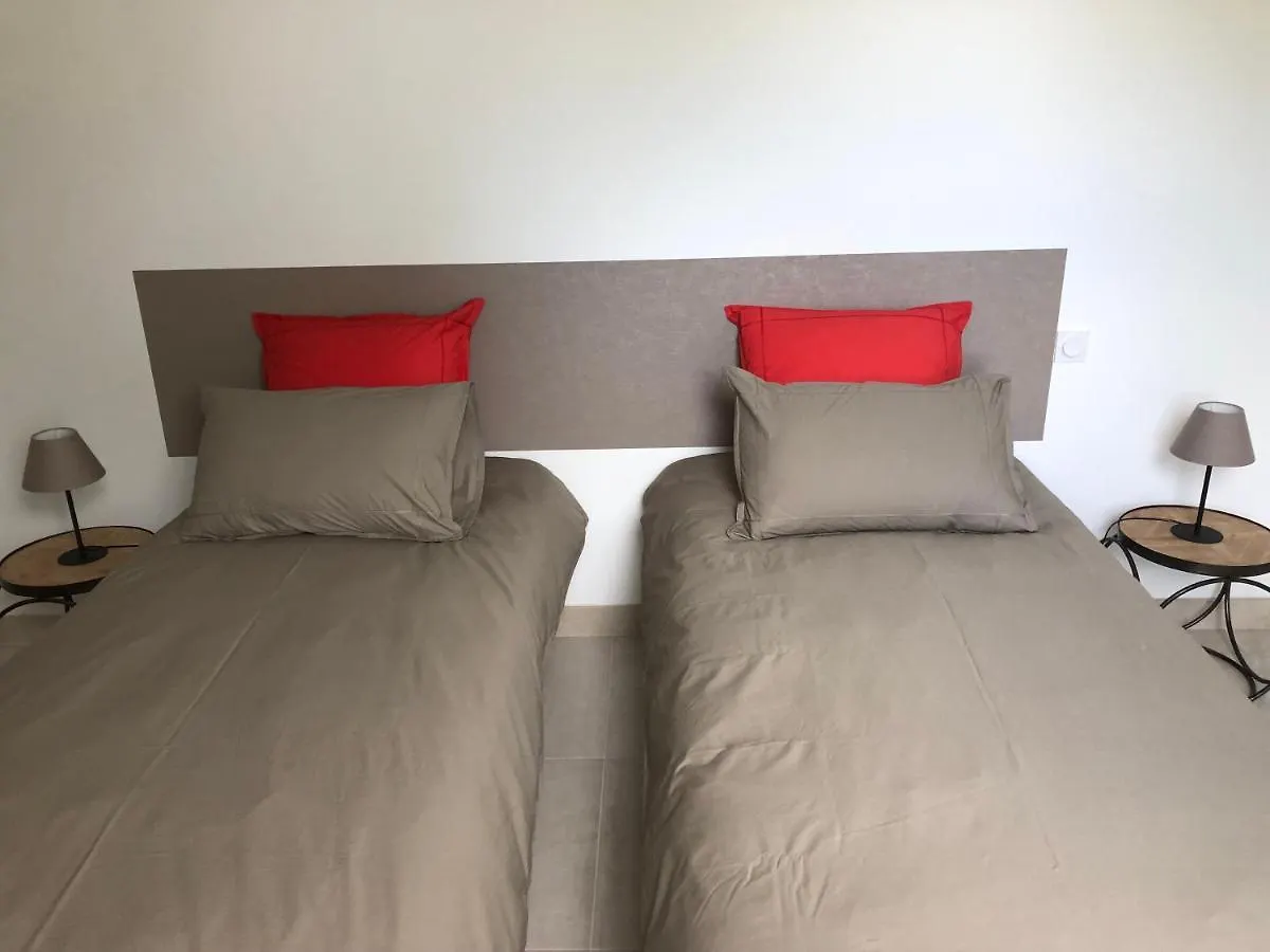 La Closerie De Sens Guest house